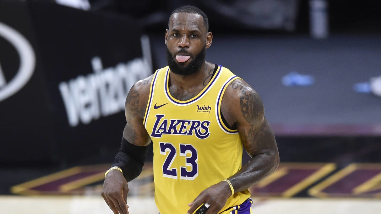 LeBron: Cavs exec 'too excited' to see me miss