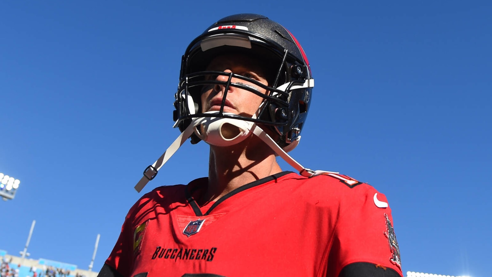 Tom Brady commits to Buccaneers amid retirement whispers