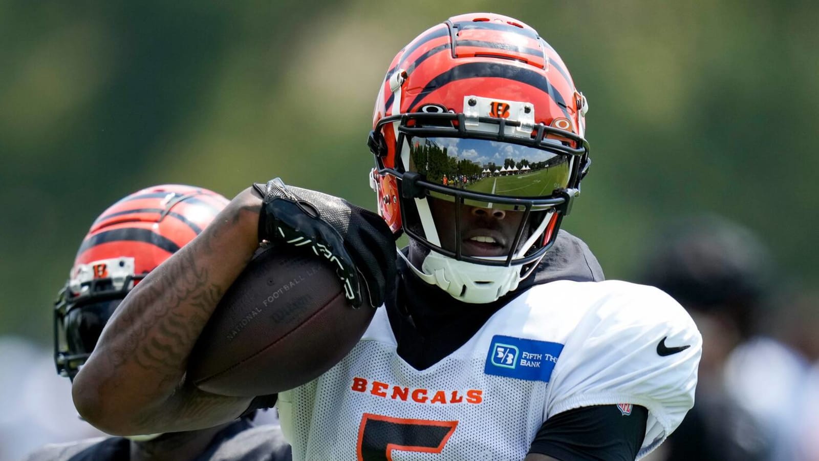 Bengals not close on extension with star WR