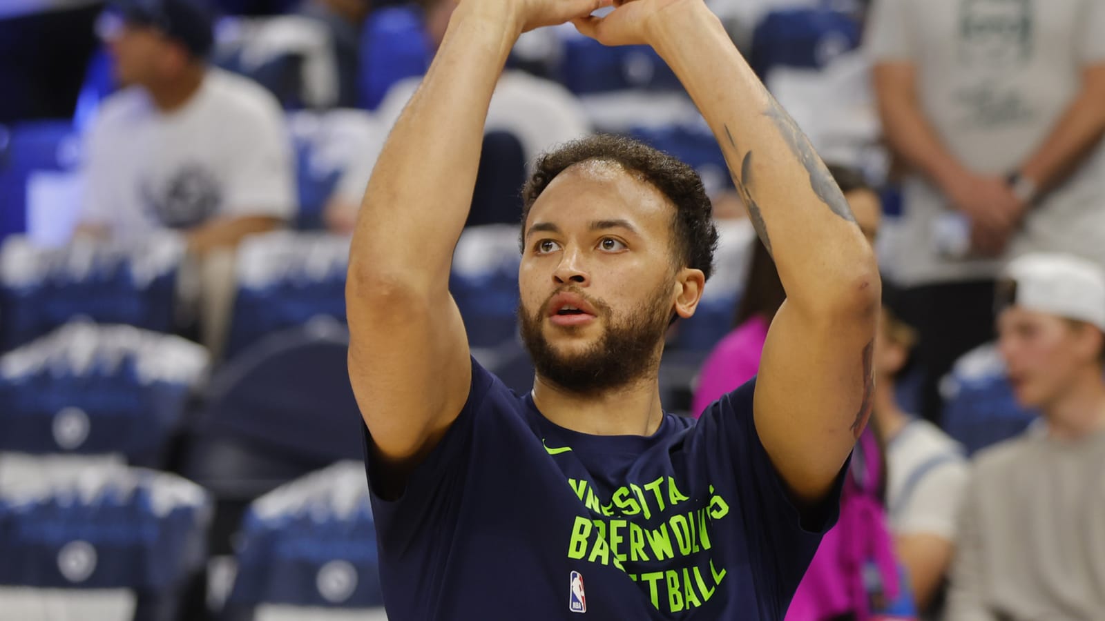 Warriors land key rotation player from Timberwolves