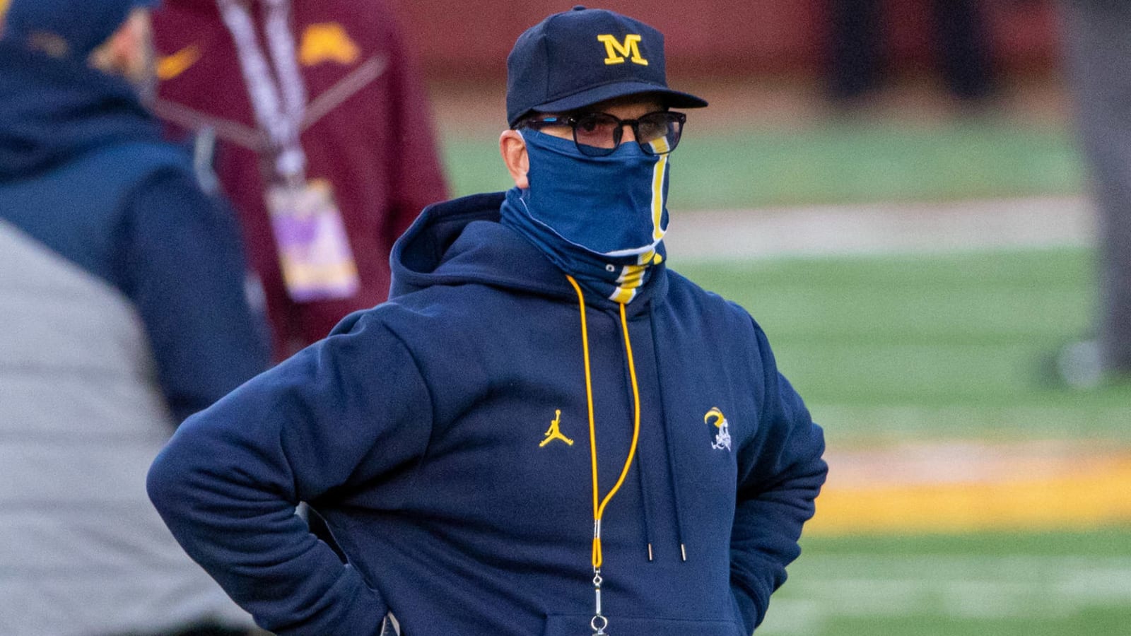 Michigan AD: Harbaugh doesn't have win quota