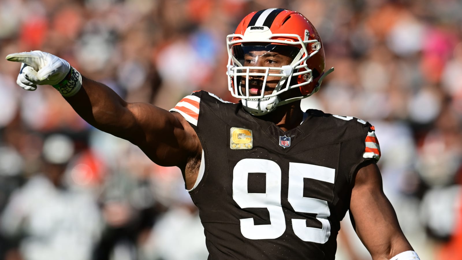 Insider addresses Browns' updated stance on Garrett trade request