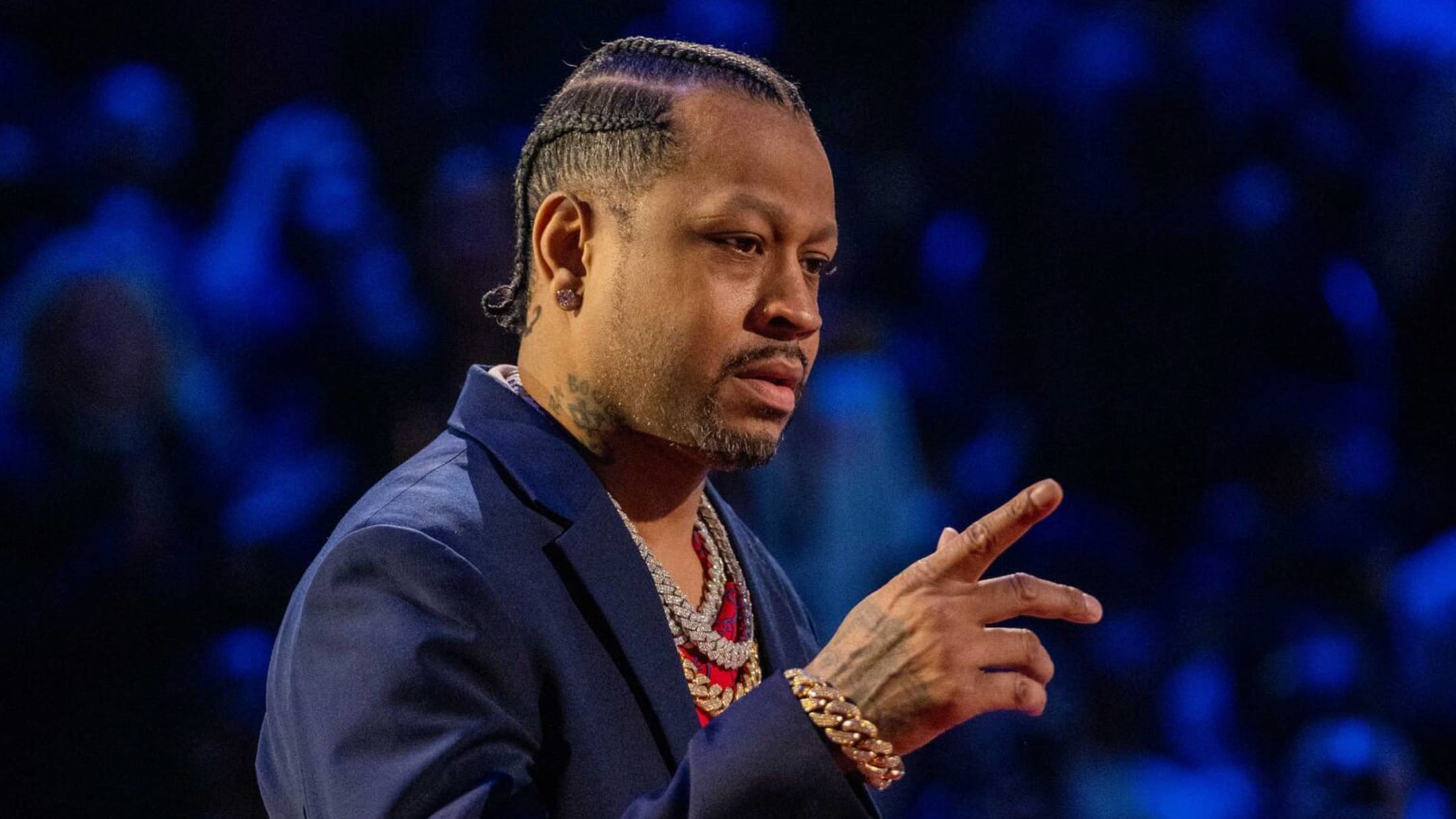 Visual Research: How Allen Iverson Revolutionized the Face of NBA Style