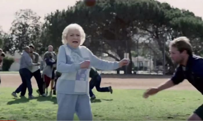 Betty White Snickers Commercial Super Bowl 2012 Best Super Bowl commercials ever | Yardbarker