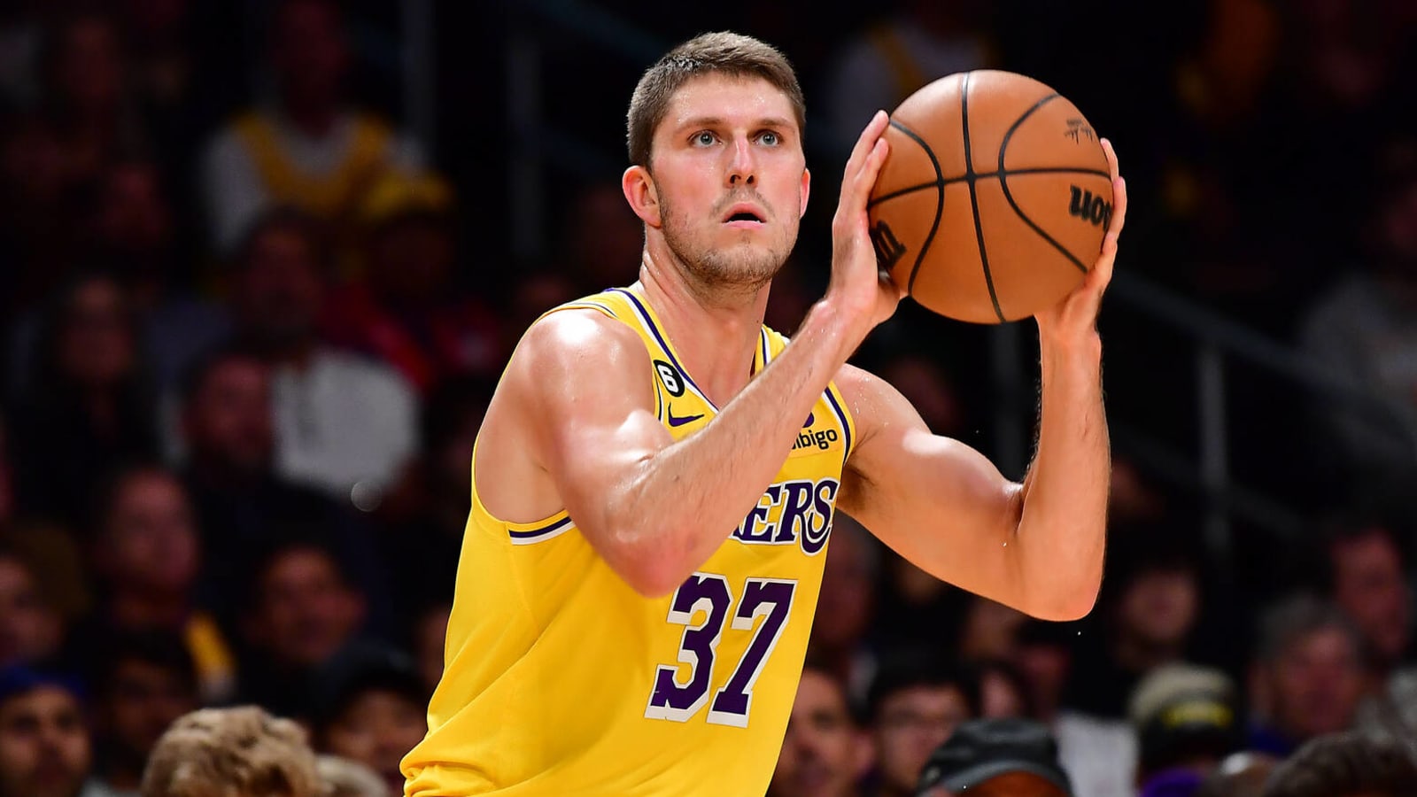 Ex-Lakers sharpshooter lands new NBA contract