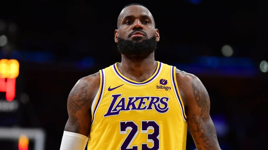 Report reveals LeBron James' stance on Lakers' HC search