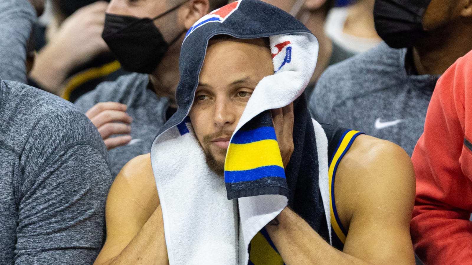 Warriors' Steph Curry says he regrets comments about breaking Ray Allen's record