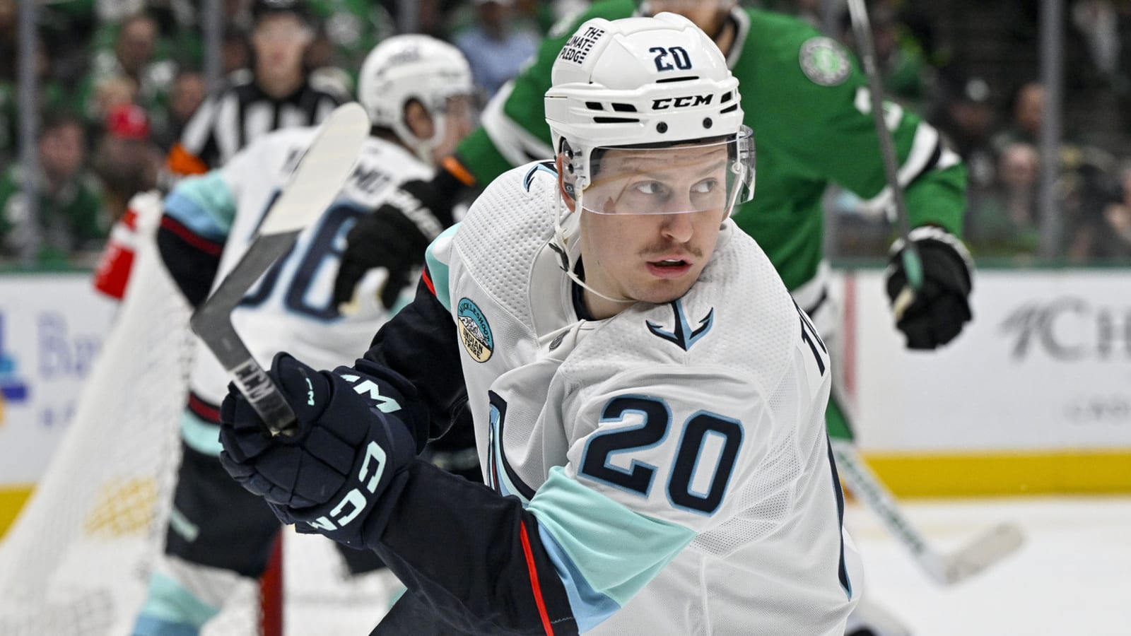 Kraken bringing back dependable winger on two-year deal