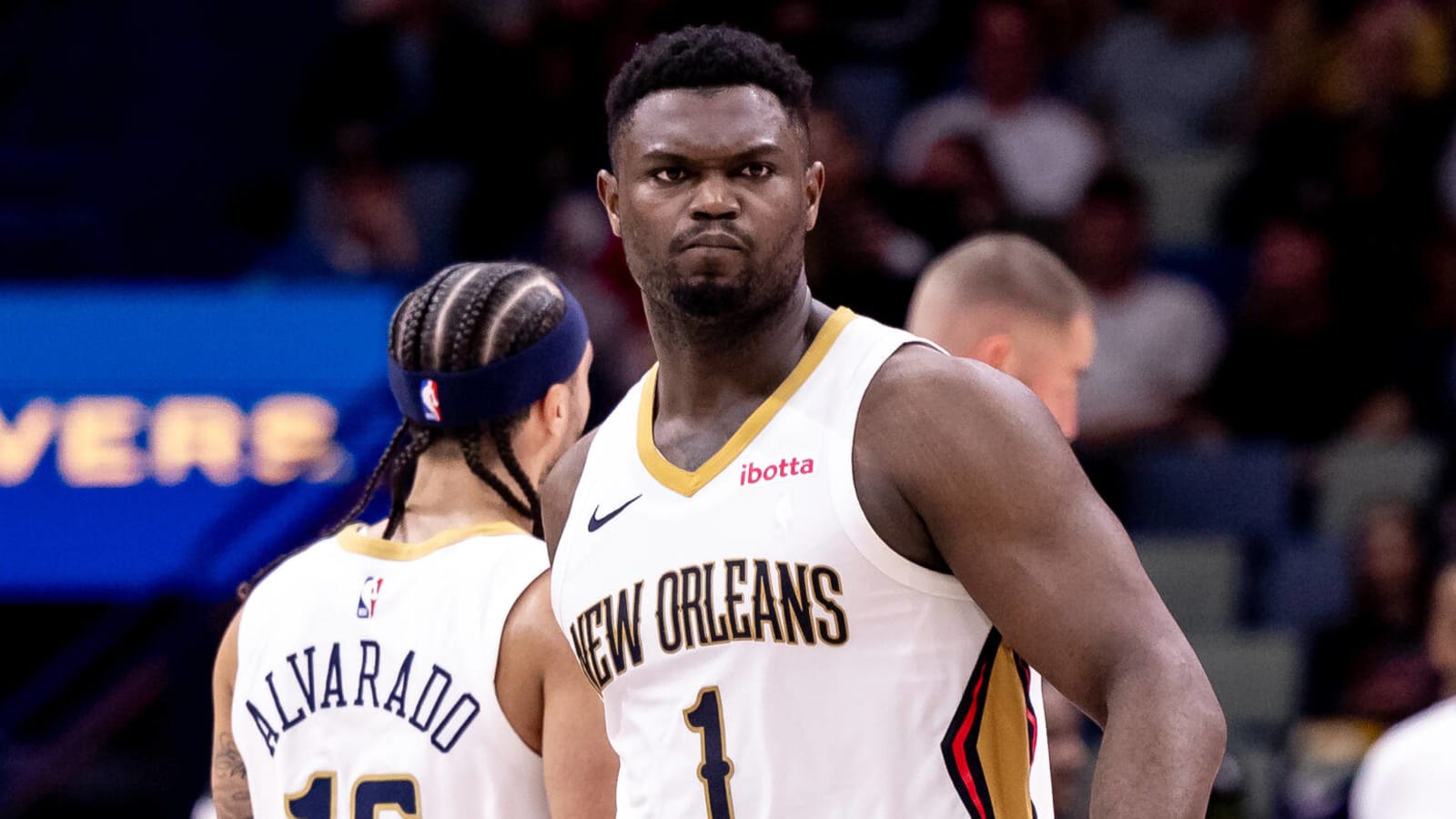 Watch: Zion Williamson teases Dillon Brooks after easy bucket