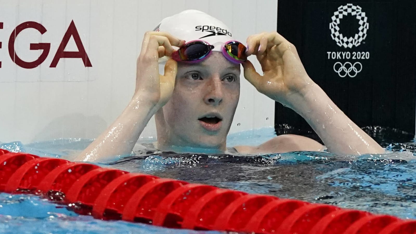 Alaska's Lydia Jacoby wins gold in women's 100m breaststroke