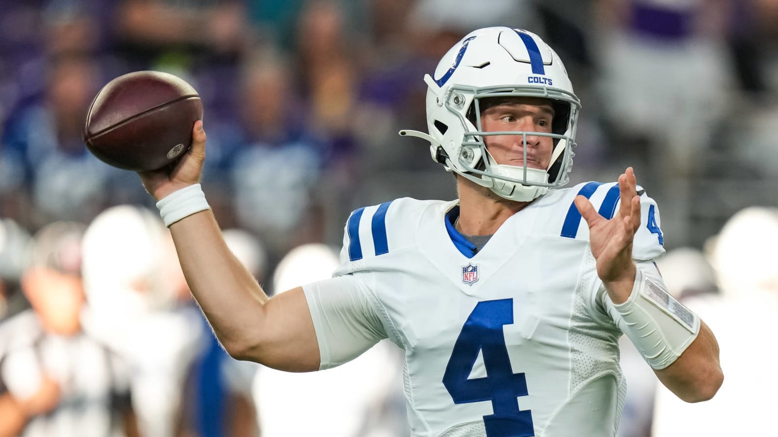 QB Sam Ehlinger suffers sprained knee, out five to six weeks for Colts