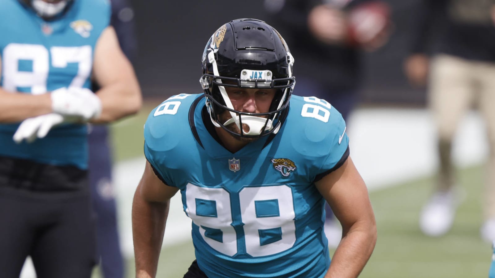 Jaguars to decline team option for TE Tyler Eifert?