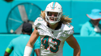 Miami Dolphins QB Tua Tagovailoa wears orange jersey signifying team's best  practice performer at Thursday's OTA session - The Phinsider