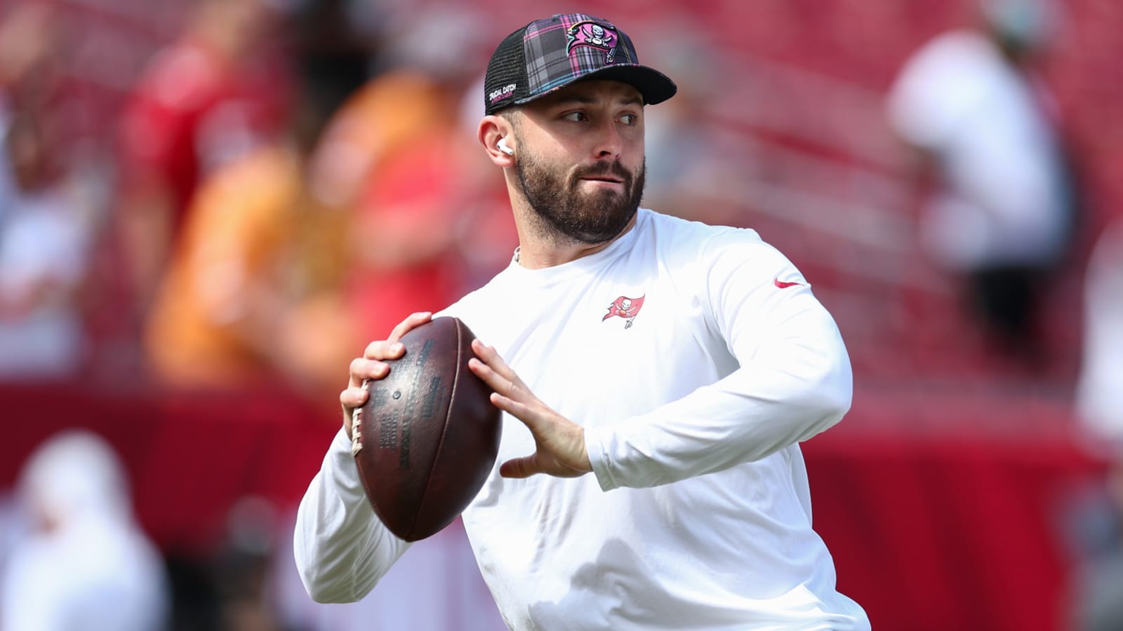 Baker Mayfield praises Buccaneers' new 'Energizer Bunny'