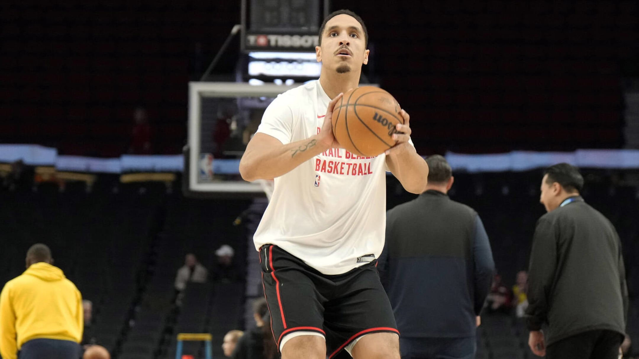 Report: 76ers Made Trade Inquiries About Blazers' Malcolm Brogdon