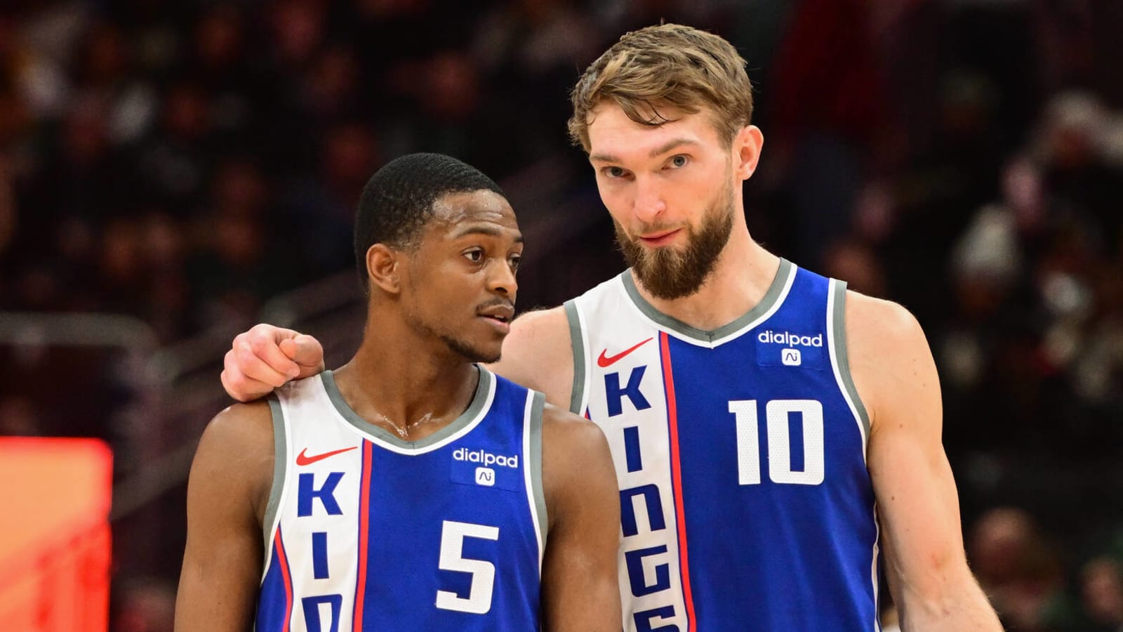 Kings betrayed by offense in fourth-quarter collapse