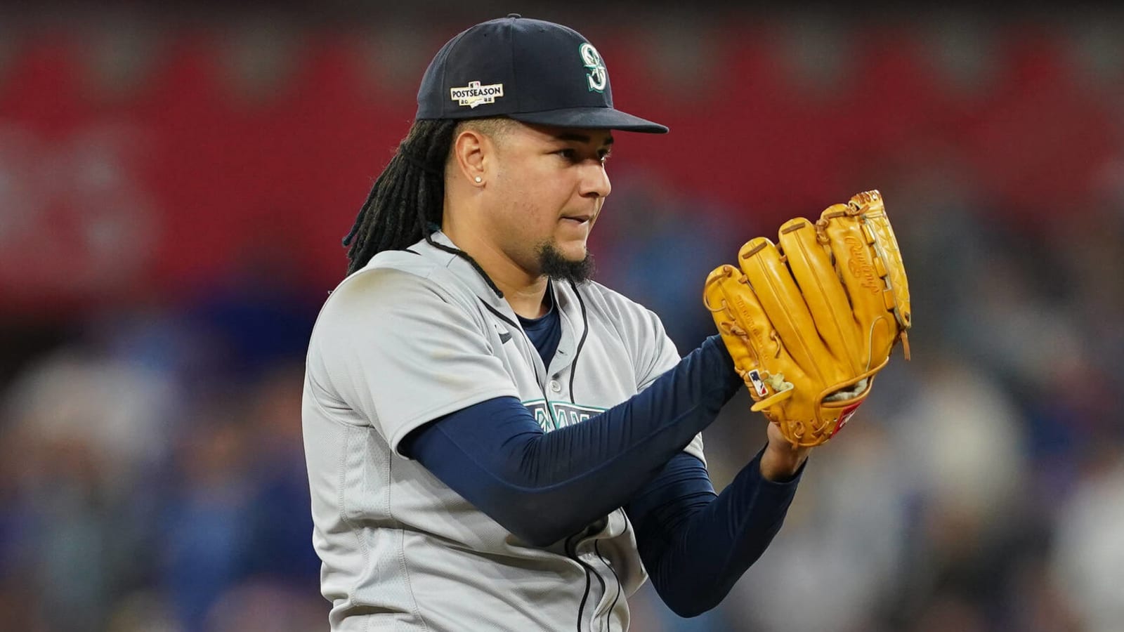 Castillo dazzles as Mariners take Game 1 over Blue Jays, 40 Yardbarker