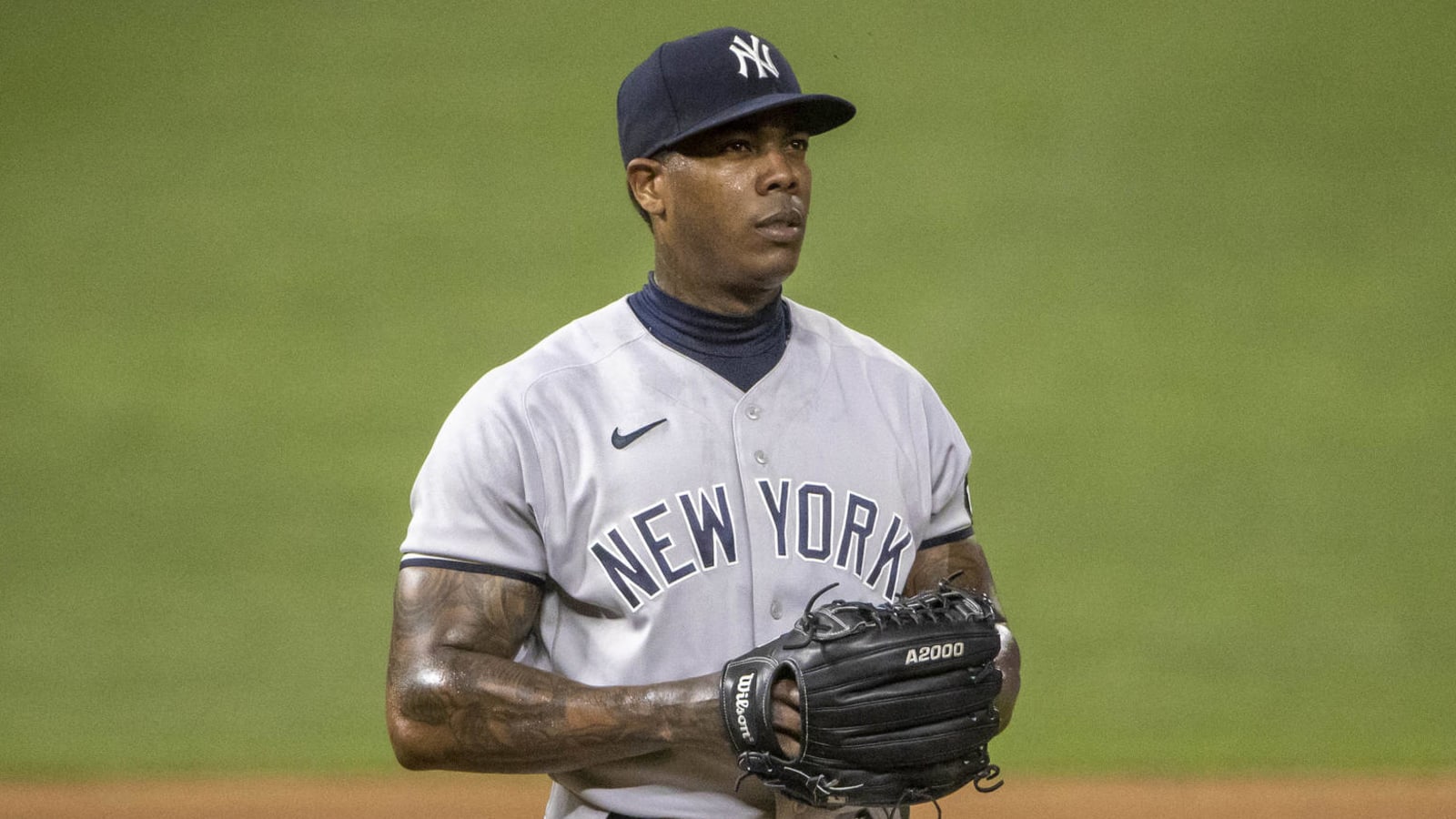 Yankees place Aroldis Chapman on IL with elbow inflammation