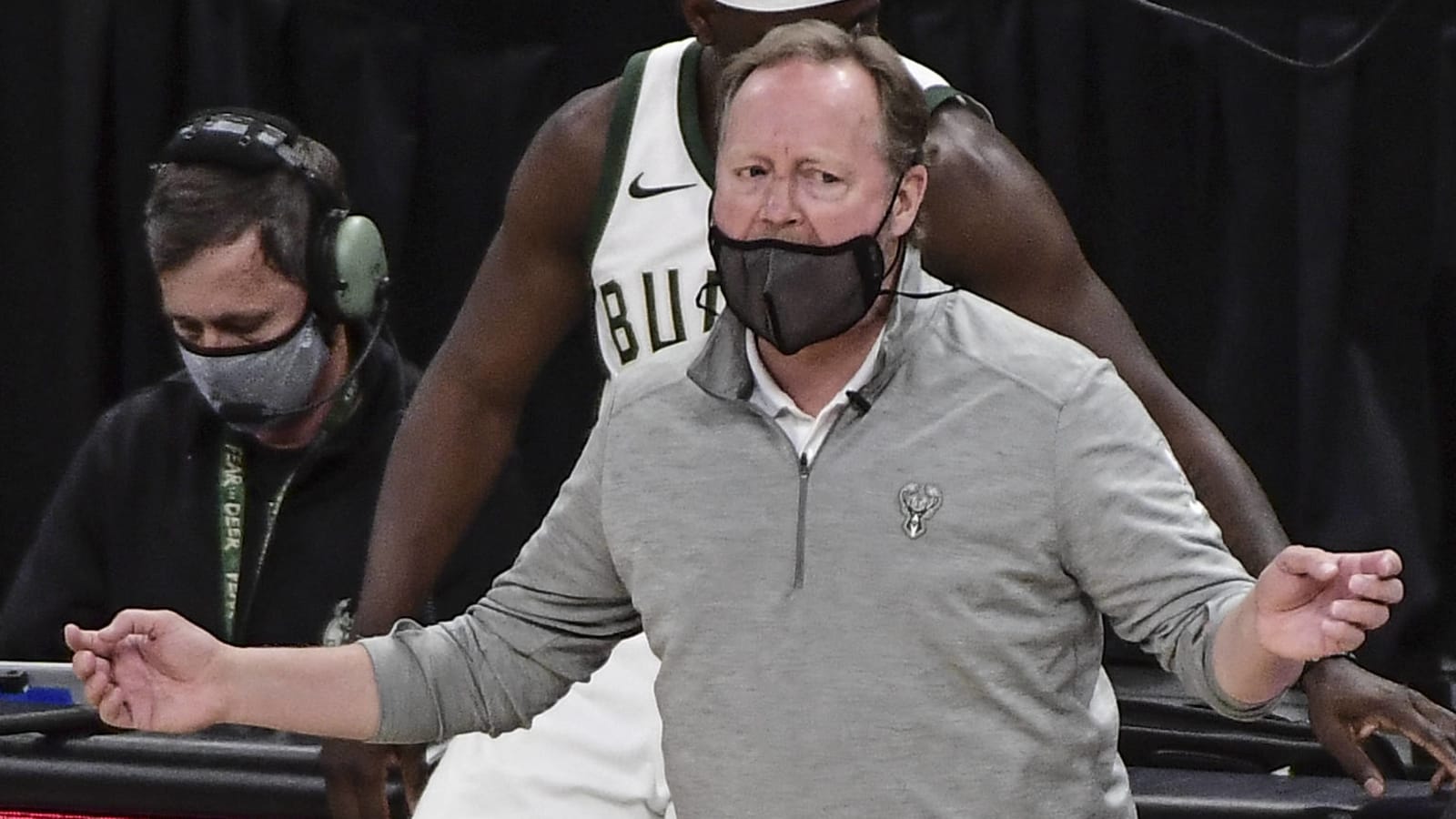 Bucks could fire Mike Budenholzer without deep playoff run?