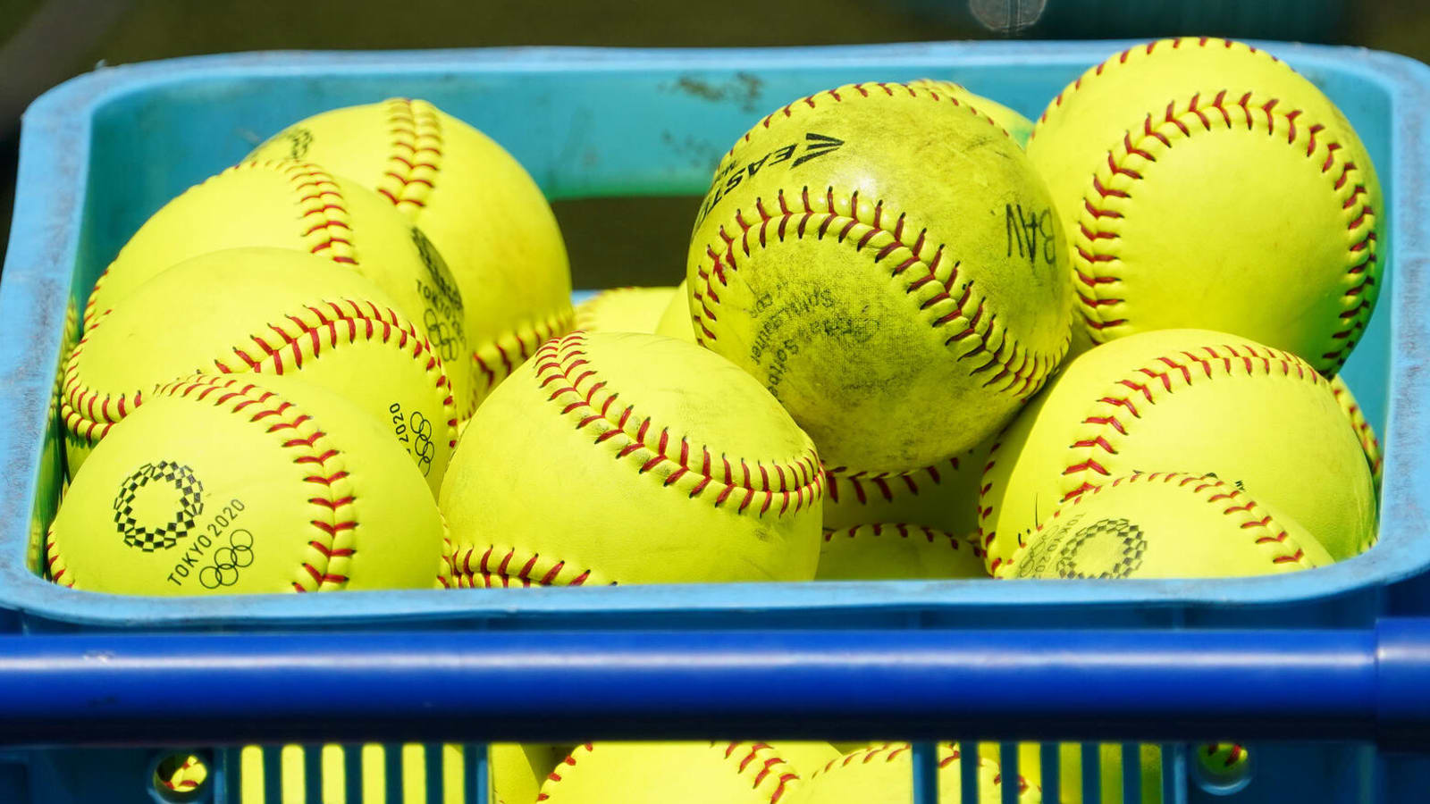Softball team loses state championship on call by umpires