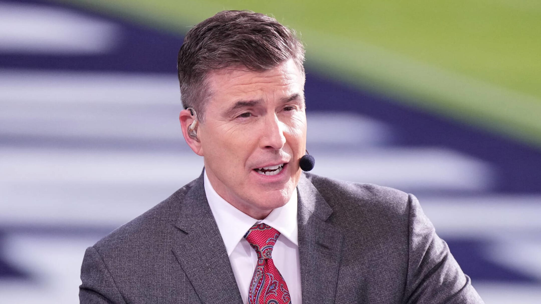 ESPN replaces Steve Levy with Chris Fowler on Saints-Panthers MNF game