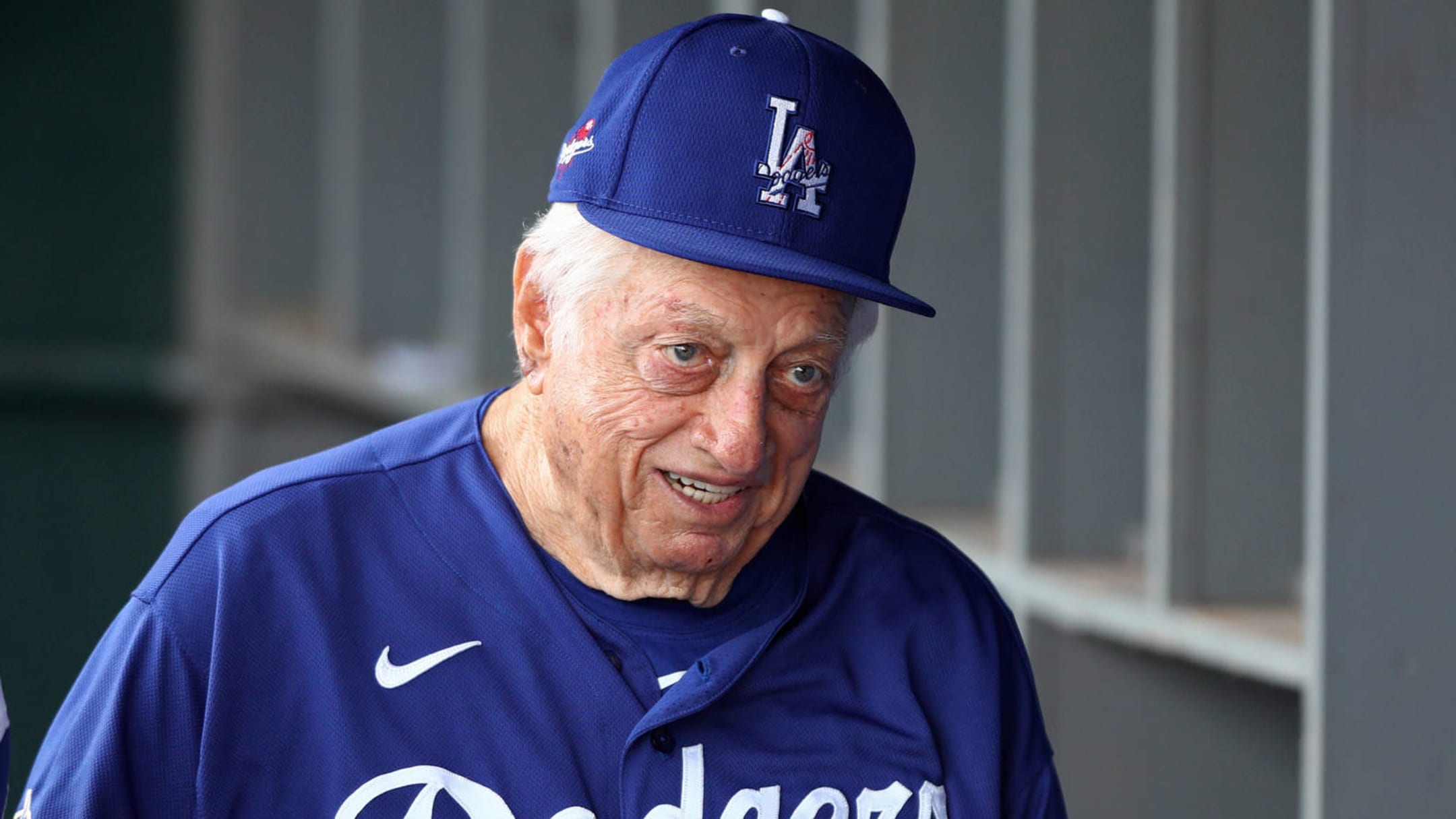 Tommy Lasorda, Dodgers legend, hospitalized with heart issues