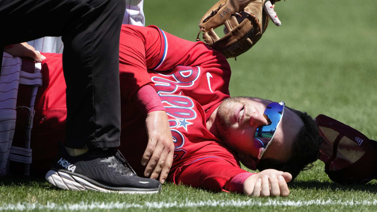 Phillies have another major injury scare in spring training game