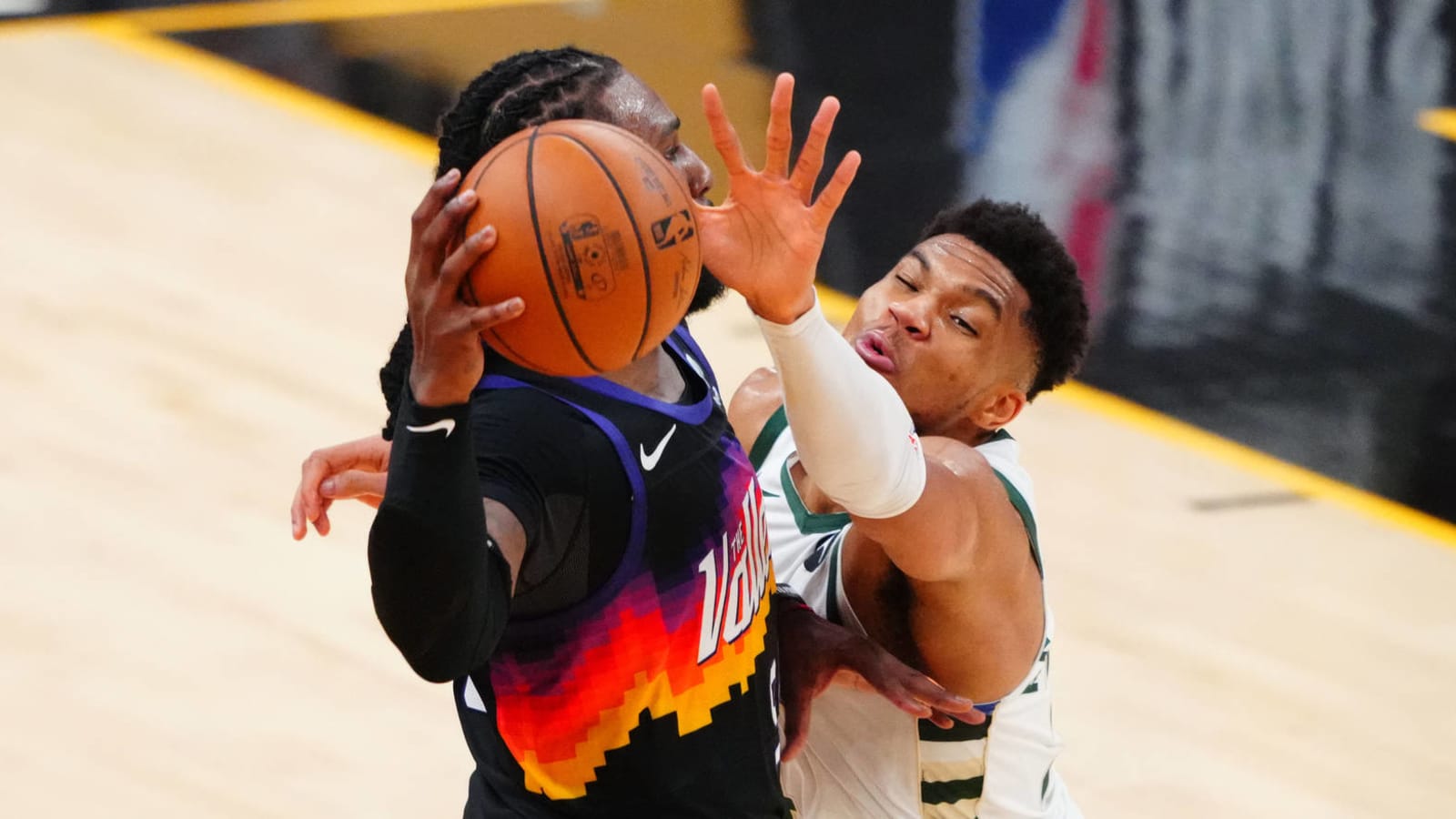 Jae Crowder has funny answer to Giannis question