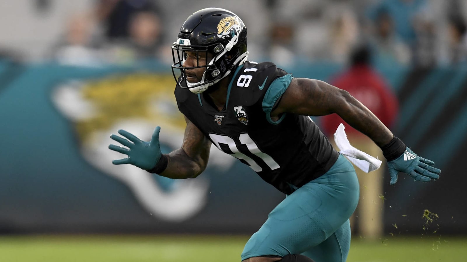 Yannick Ngakoue gets into it with Jaguars owner’s son on Twitter