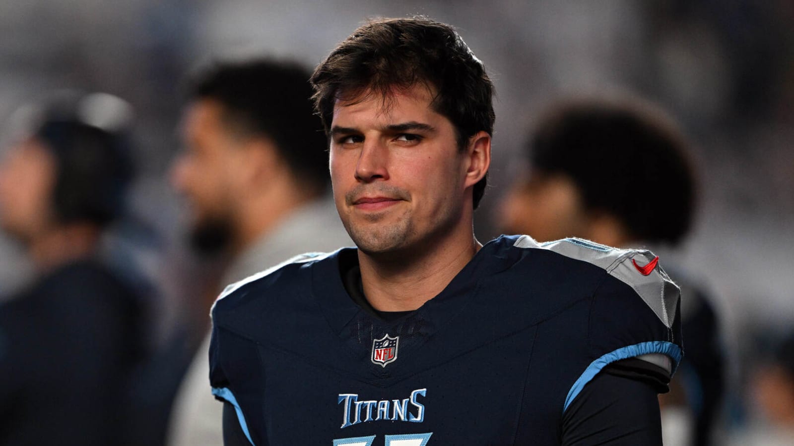 Steelers to bring back former backup QB