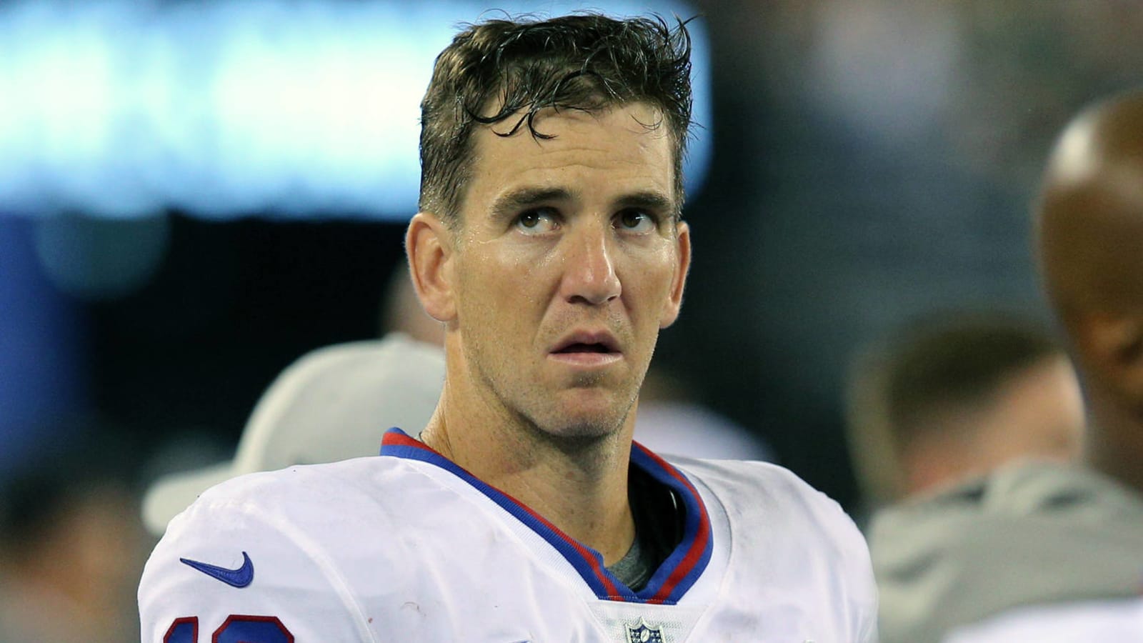 Eli Manning 'had to Google' what young Eagles fan said about his mom