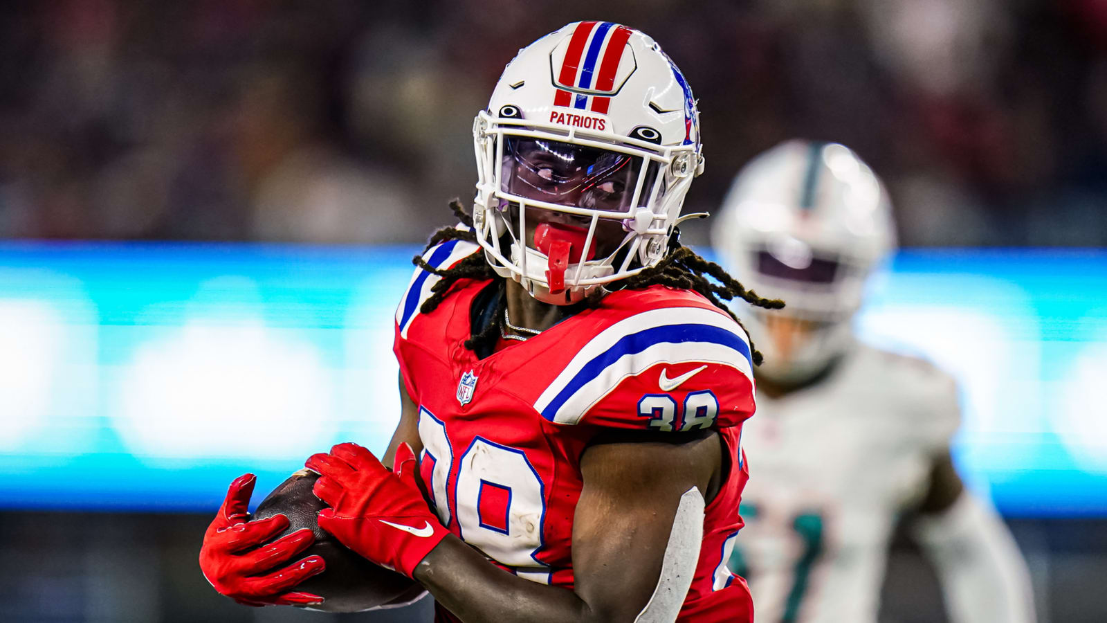 Patriots giving offensive weapon an impressive contract extension