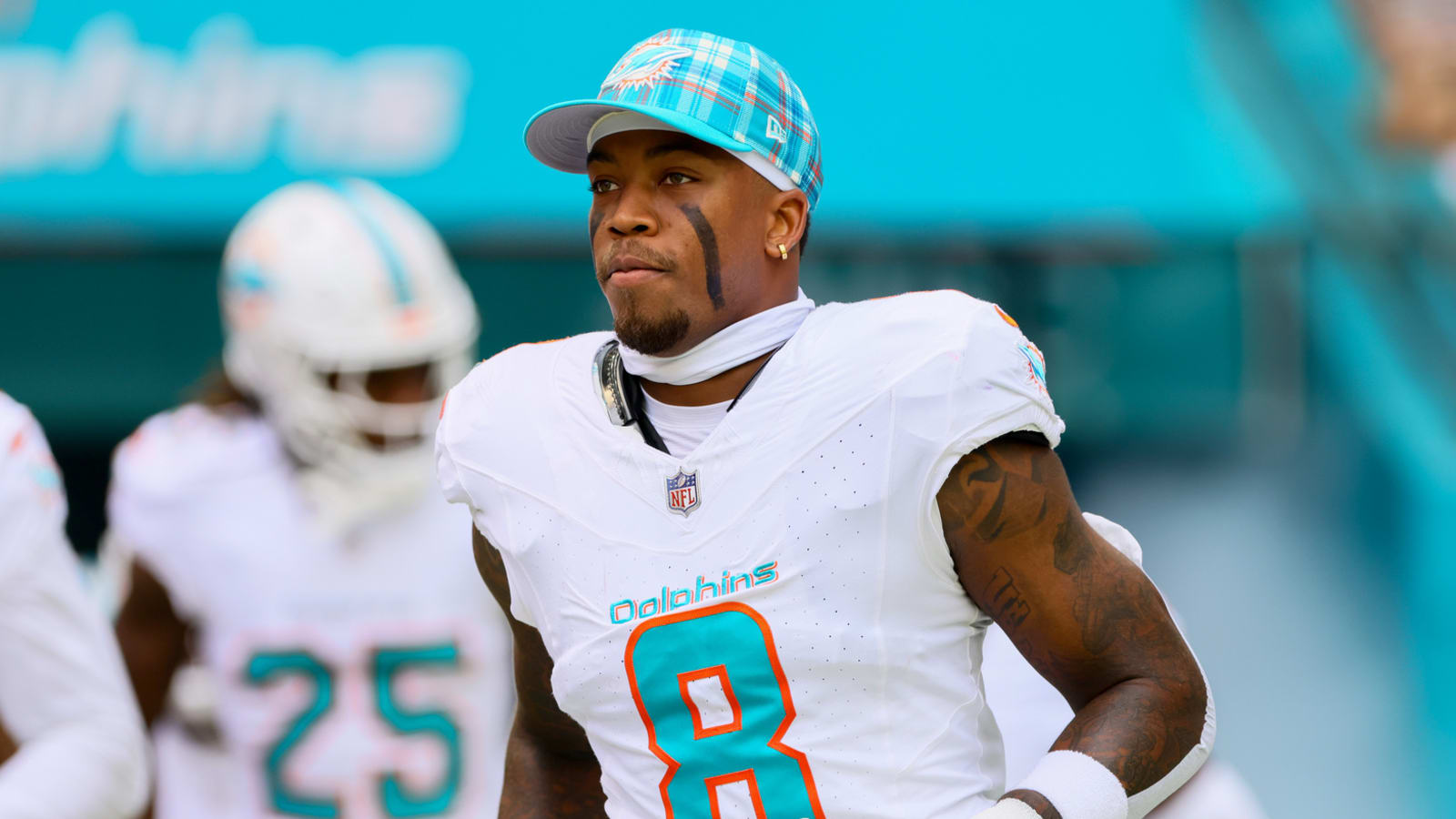 Jevon Holland Discussing Possible Extension With Dolphins