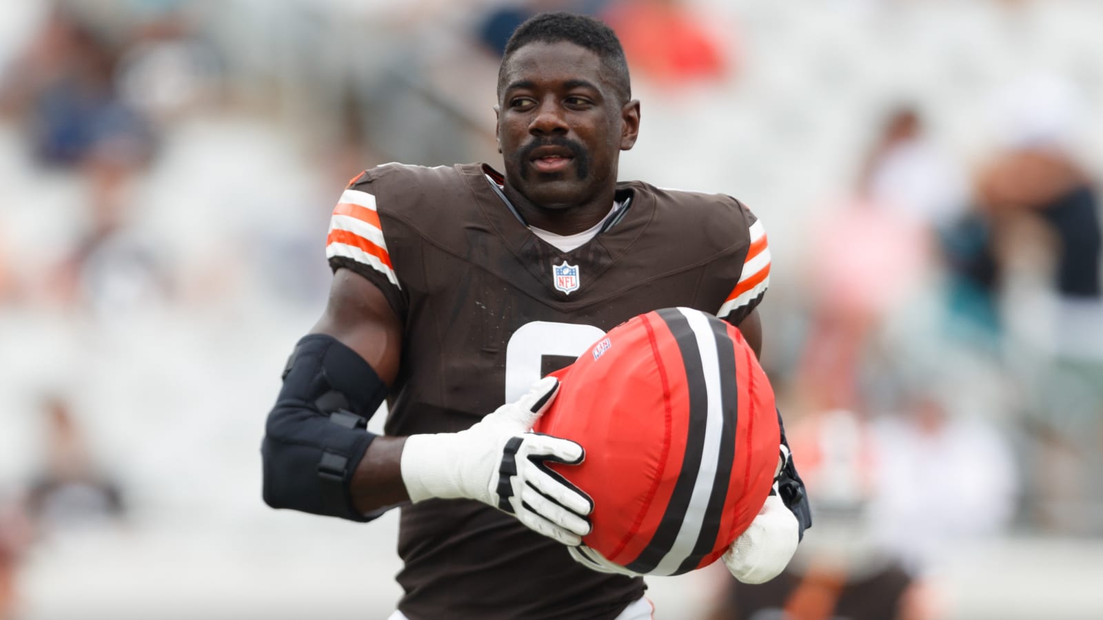 Browns place key LB on IR