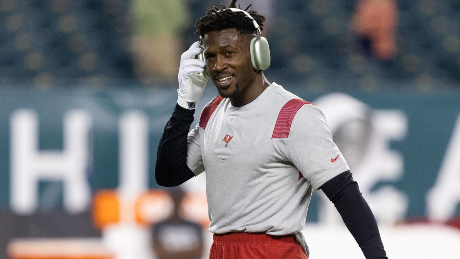 Antonio Brown ordered to pay $1.2M in truck driver assault case