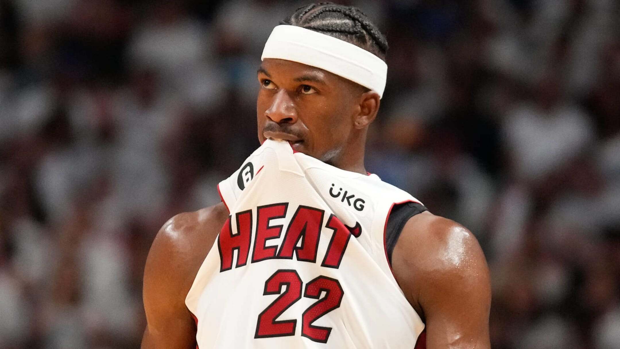 Butler out for Heat after spraining right ankle vs Lakers