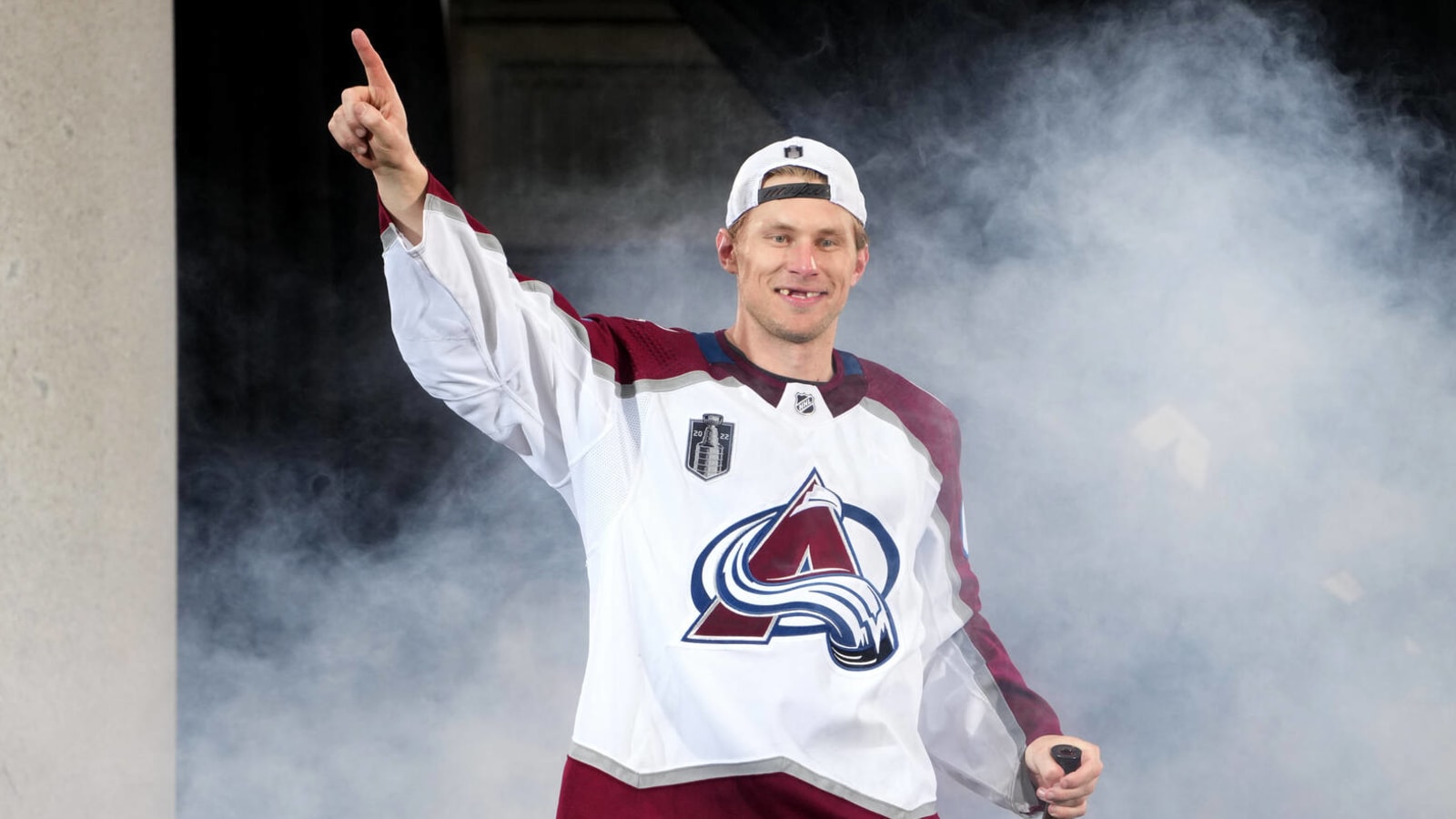 Colorado Avalanche not expected to re-sign Erik Johnson