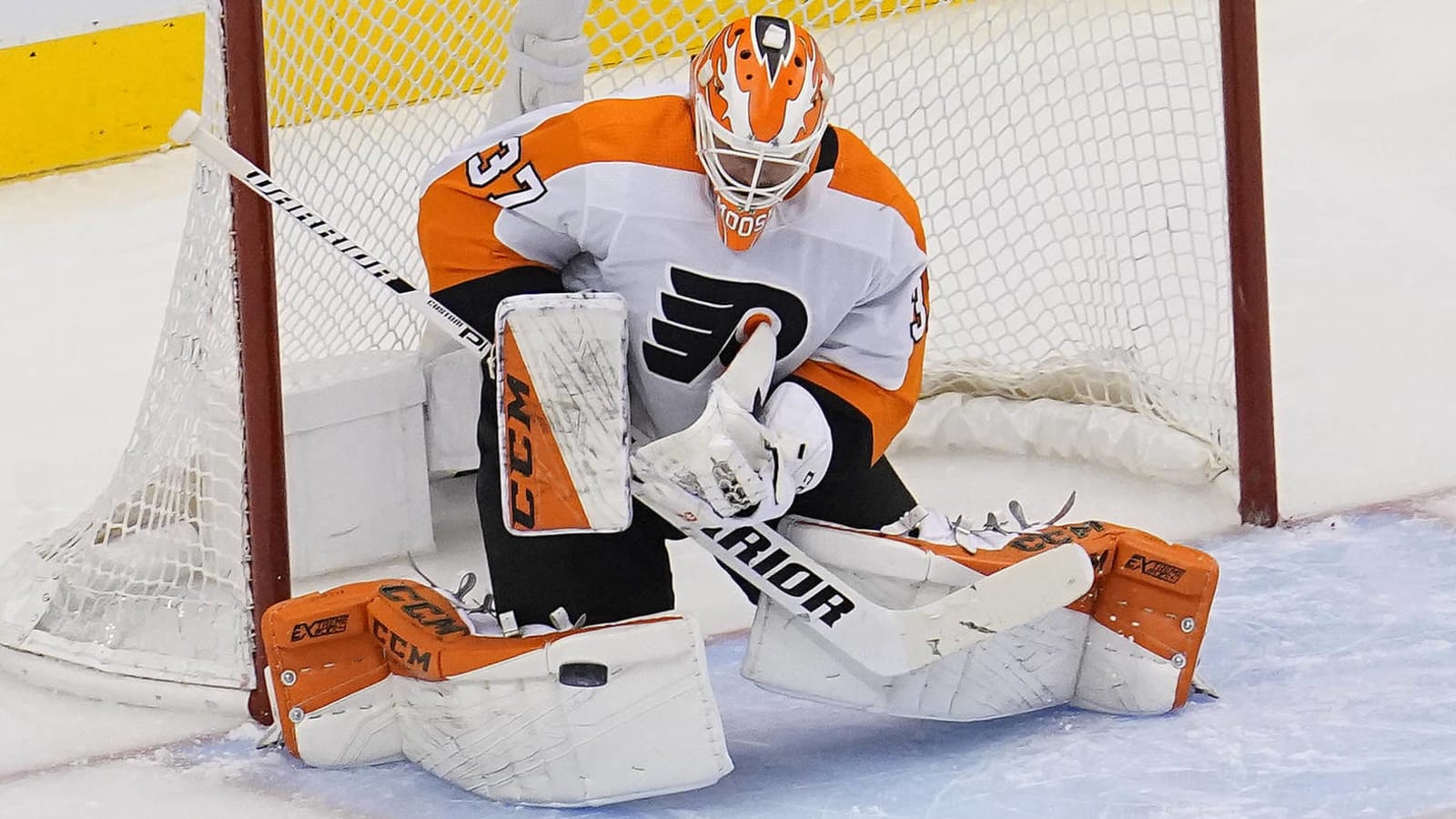 Flyers re-sign Brian Elliott to one-year, $1.5M contract