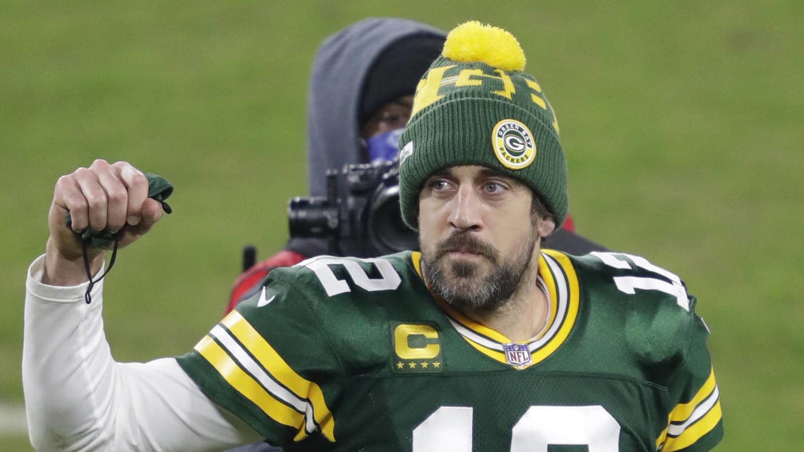 Aaron Rodgers weighs in on viral video of him with beer case in pickup truck