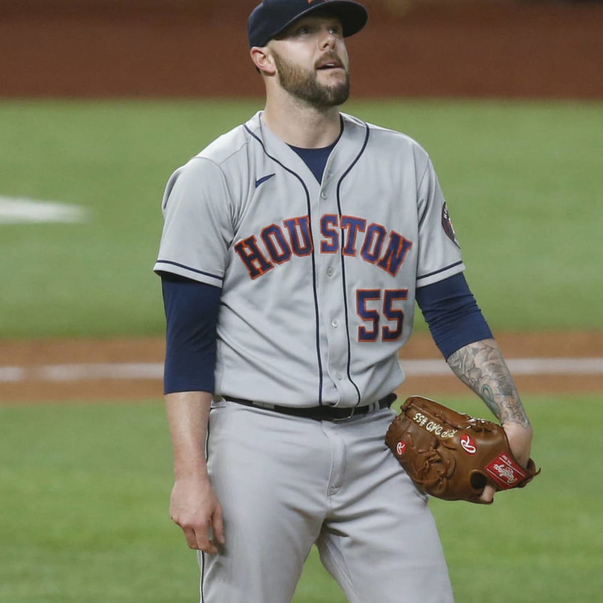 Ryan Pressly reaches vesting threshold for 2022 option