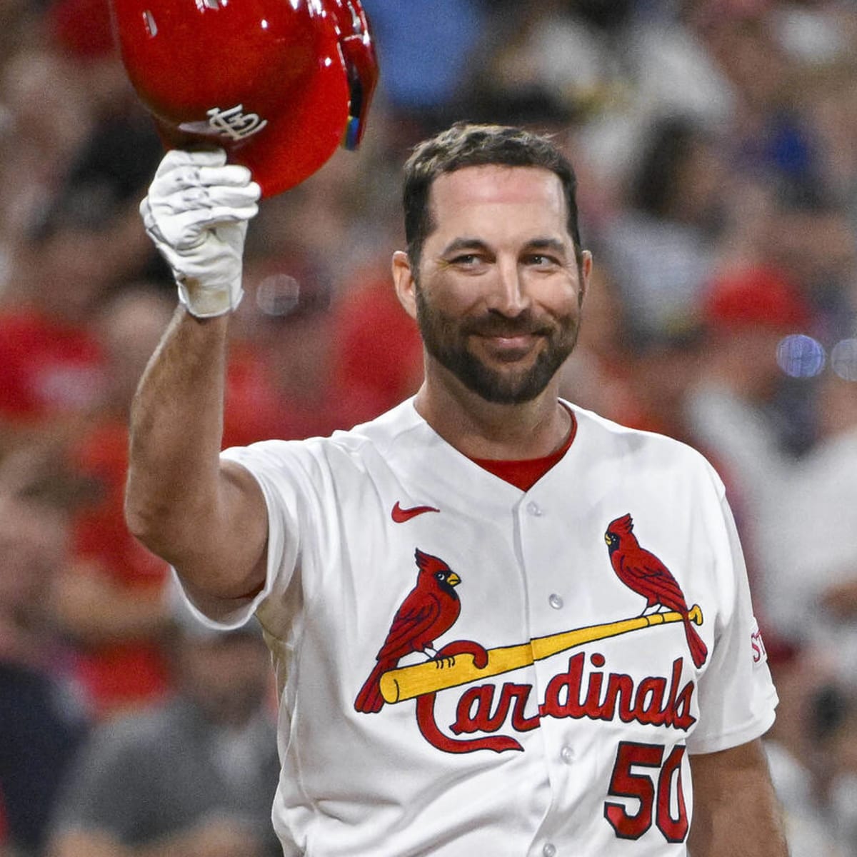 Wainwright gives Cardinals plenty of reasons to smile