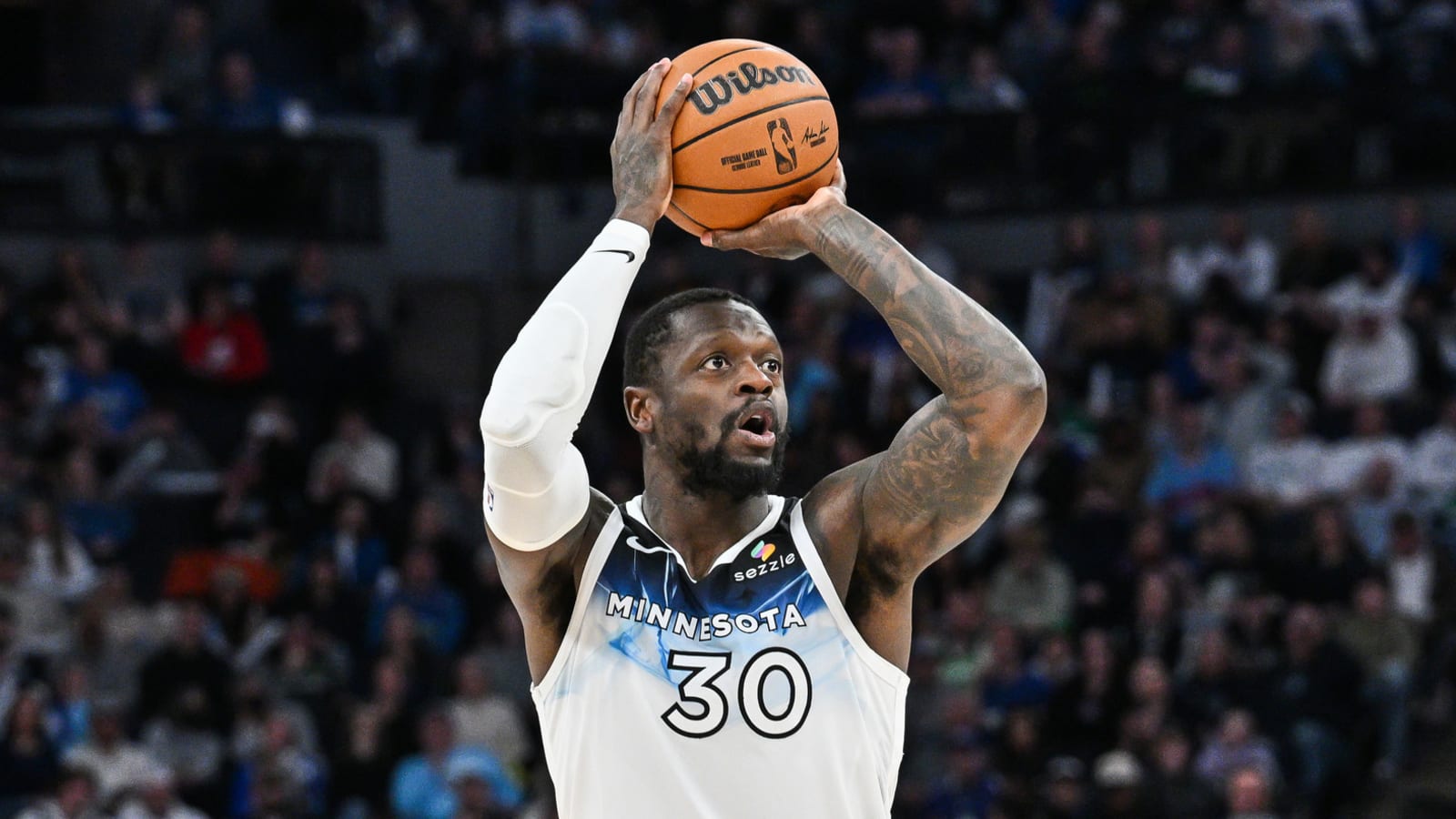 Timberwolves' Julius Randle diagnosed with right adductor strain