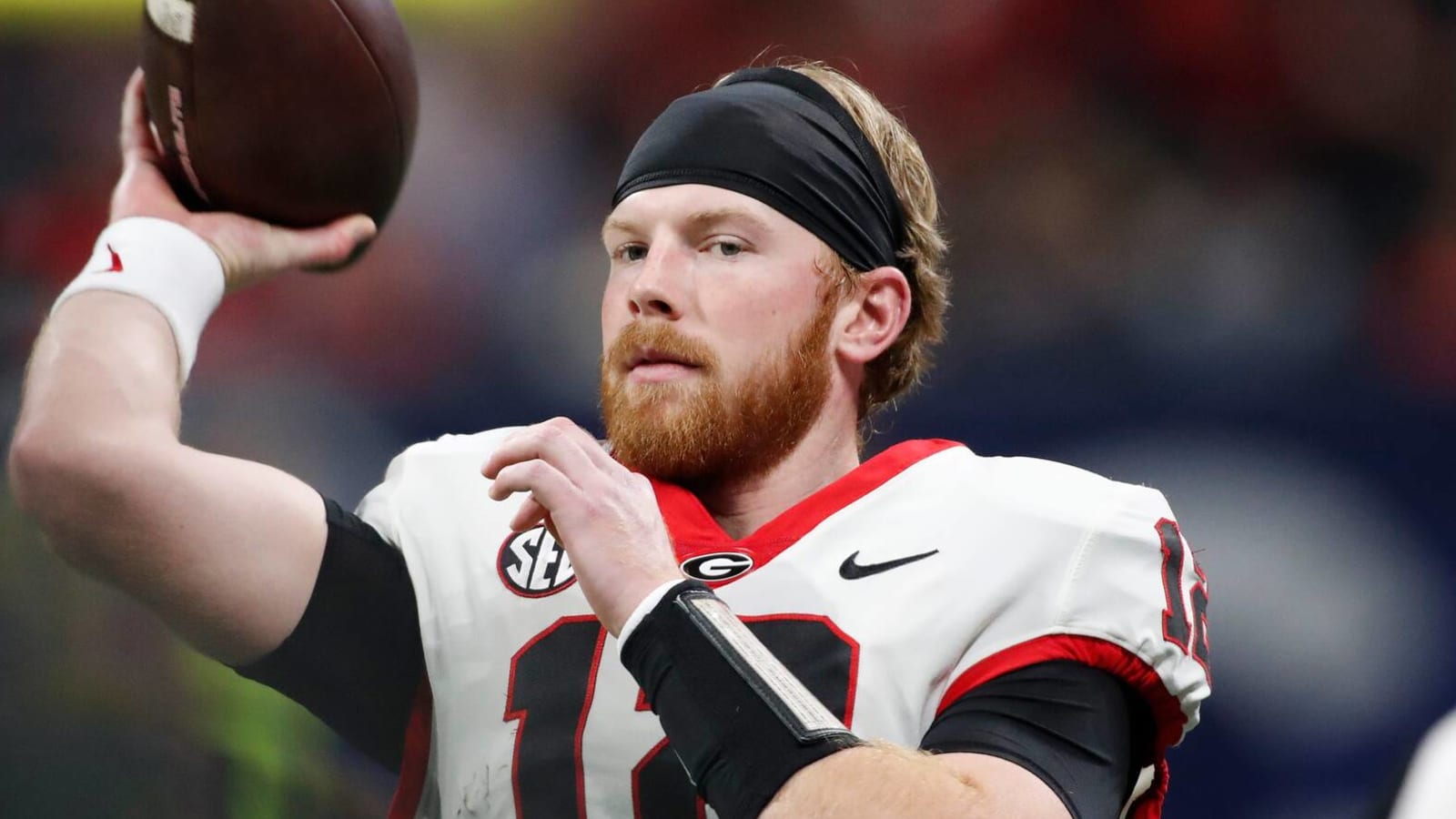 Former five-star Georgia QB announces transfer to SEC rival