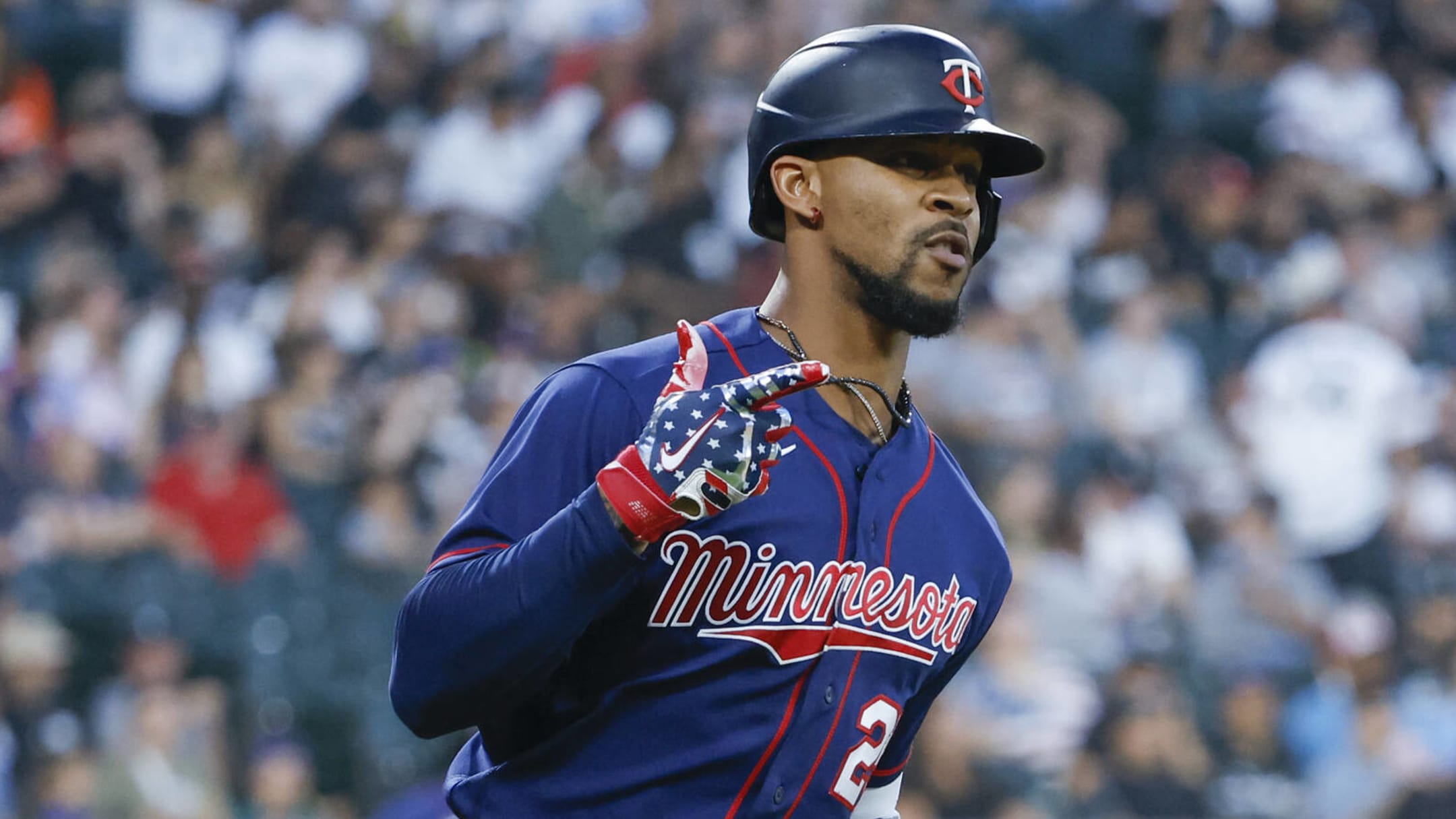 Twins place All-Star OF Buxton on IL with hip strain