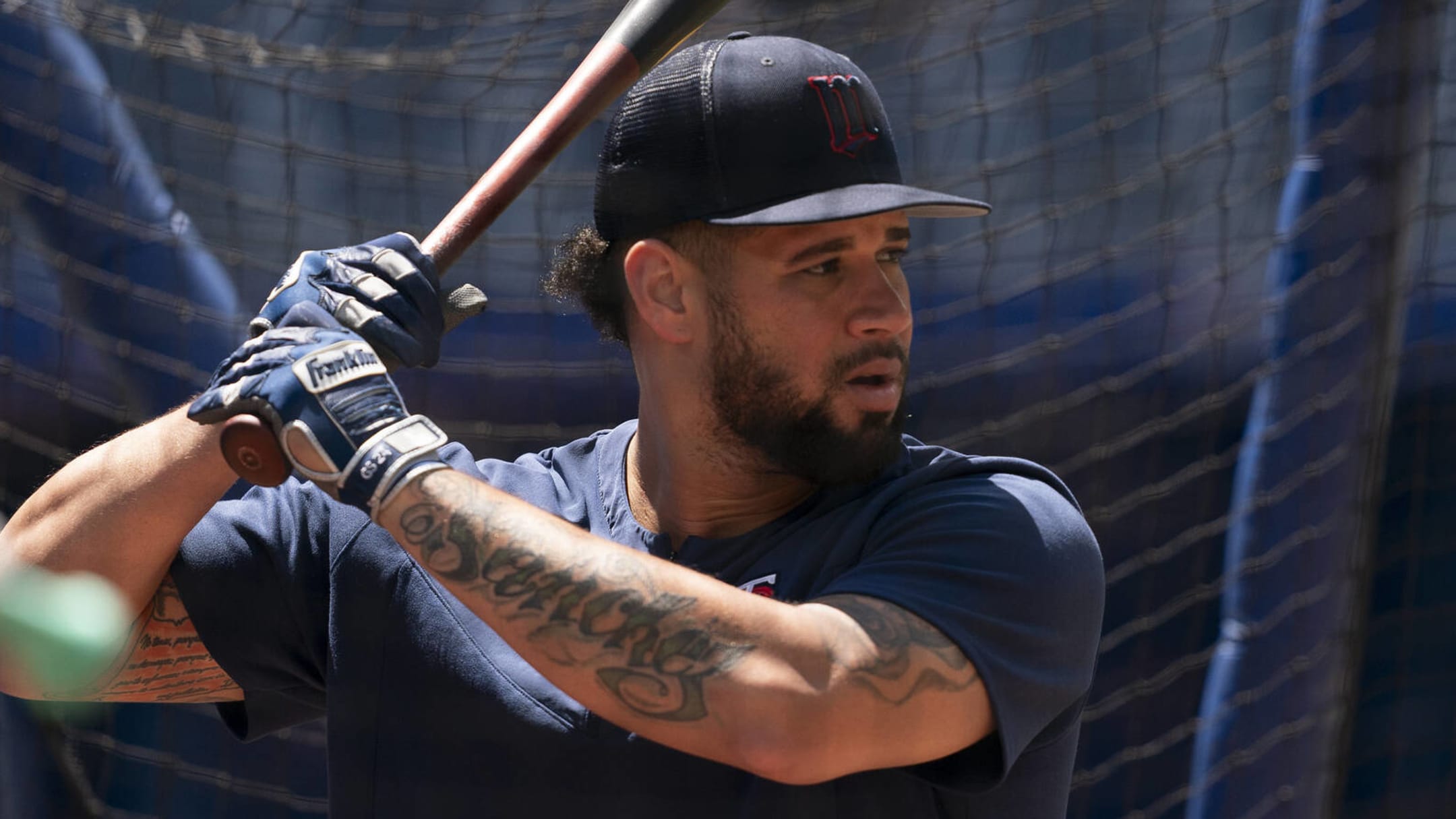 Twins, Gary Sanchez avoid arbitration