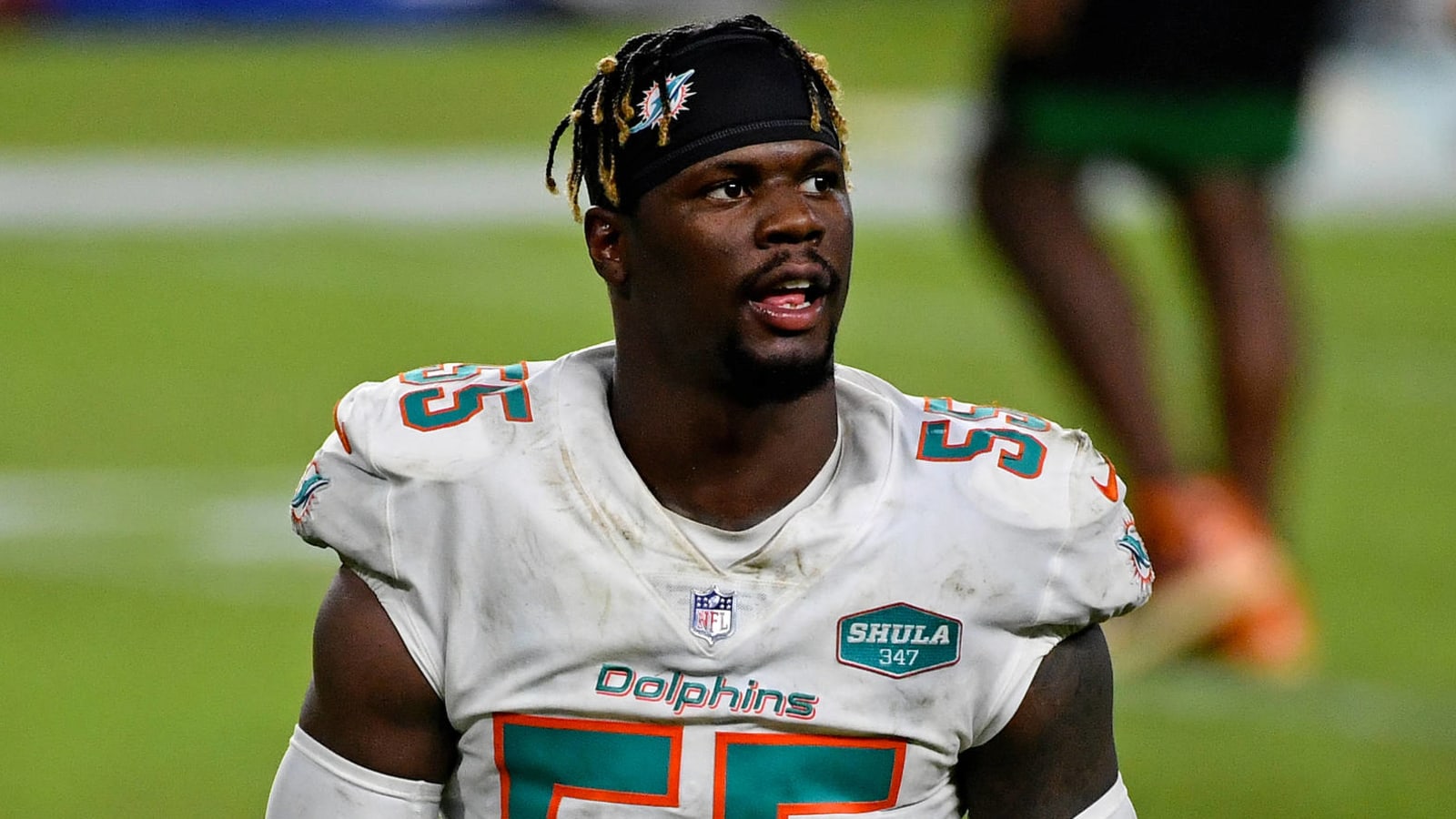 Jerome Baker, Dolphins agree to three-year, $39M extension