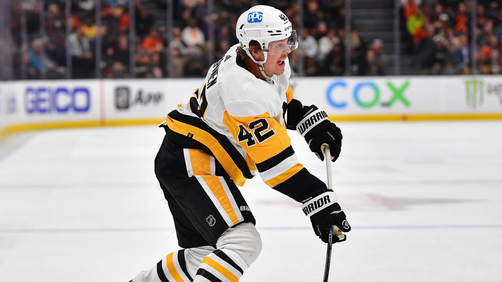 The Penguins Place Kasperi Kapanen on Waivers