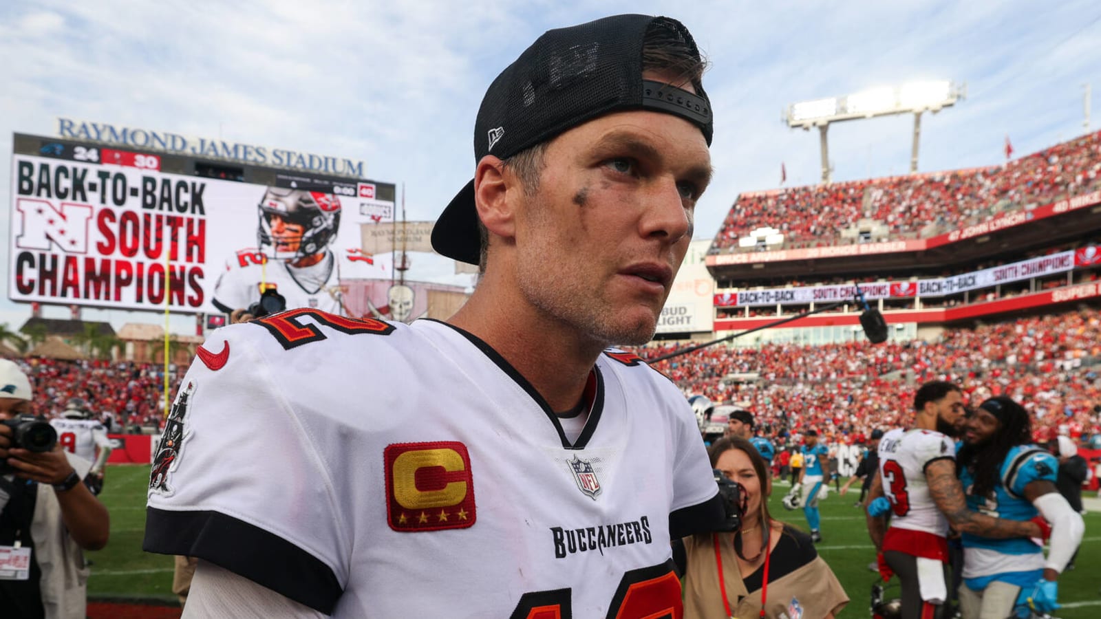 Tom Brady has the Buccaneers looking dangerous