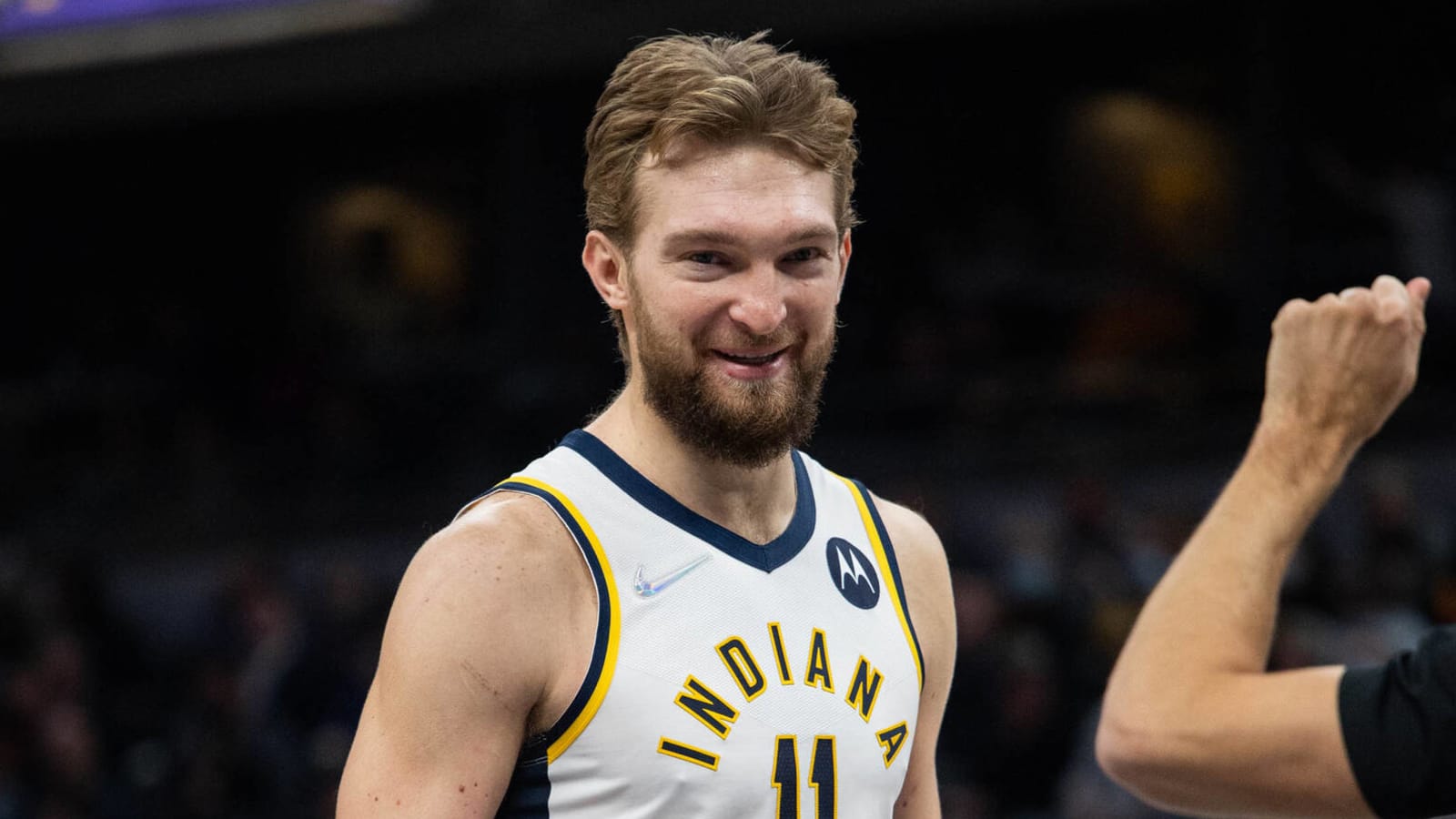 Pacers trade Sabonis to Kings for Haliburton, Hield