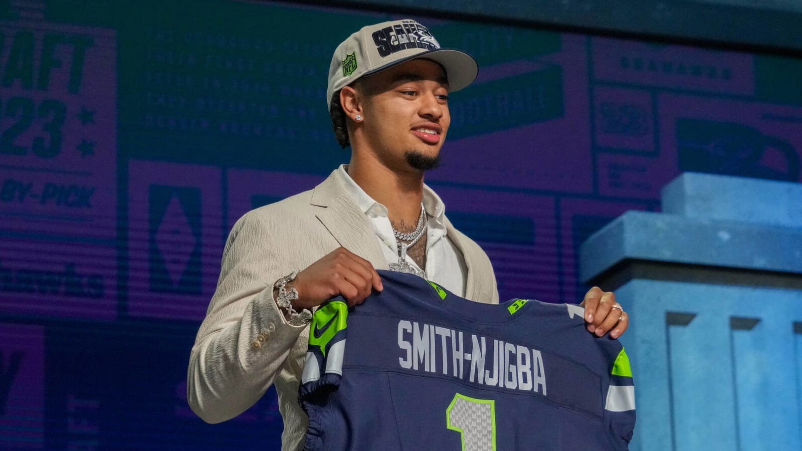 Seahawks WR continues to draw rave reviews
